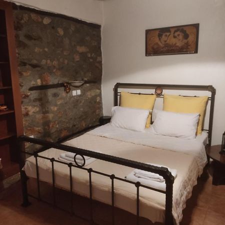 Traditional Guesthouse Archontoula Palaios Panteleimonas Bagian luar foto