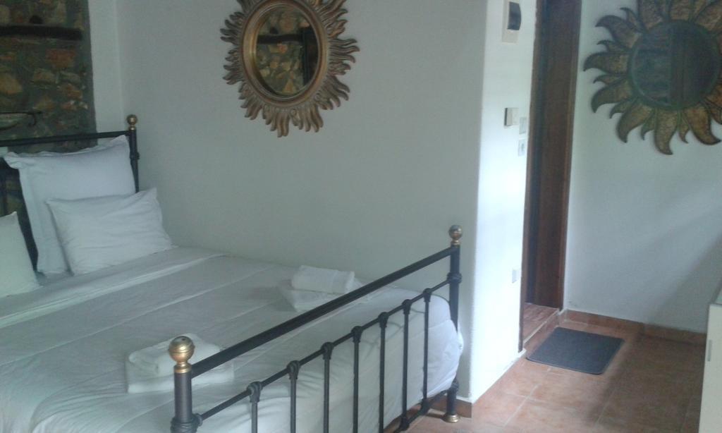 Traditional Guesthouse Archontoula Palaios Panteleimonas Bagian luar foto