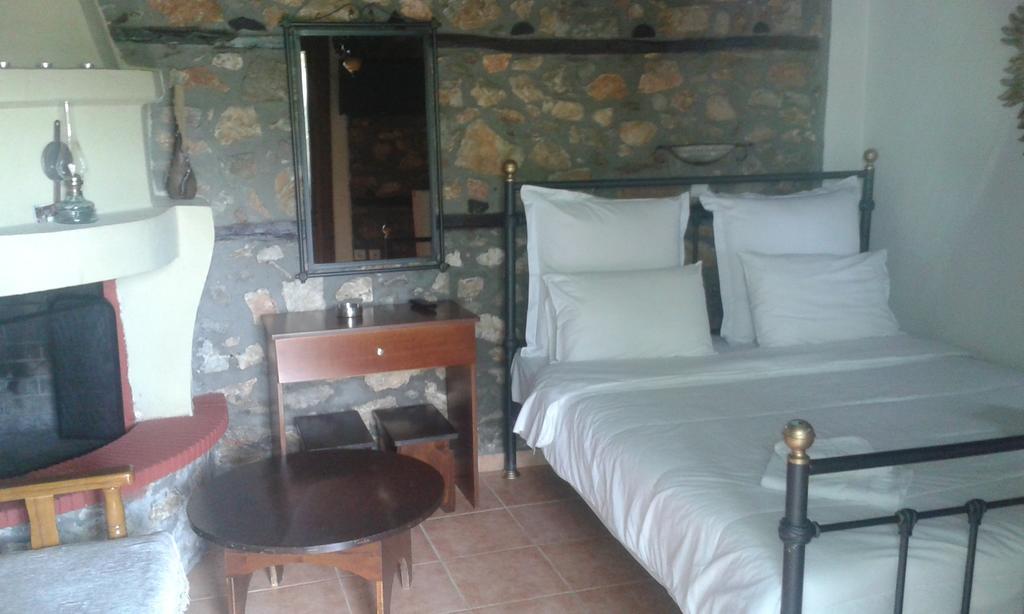 Traditional Guesthouse Archontoula Palaios Panteleimonas Bagian luar foto