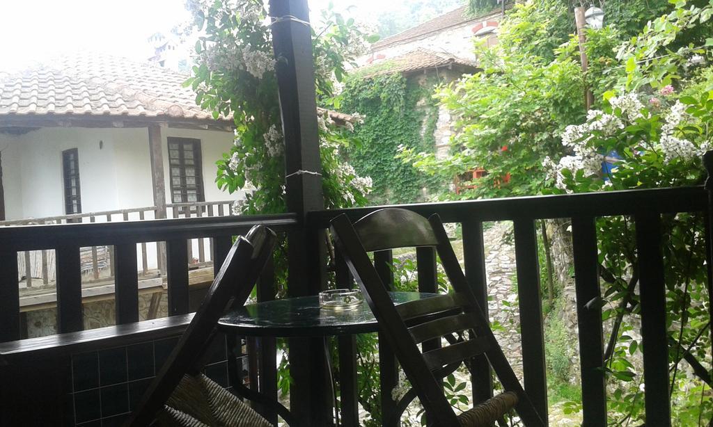 Traditional Guesthouse Archontoula Palaios Panteleimonas Bagian luar foto