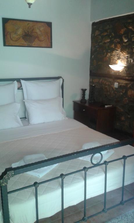 Traditional Guesthouse Archontoula Palaios Panteleimonas Bagian luar foto