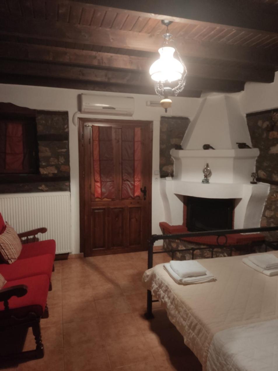 Traditional Guesthouse Archontoula Palaios Panteleimonas Bagian luar foto